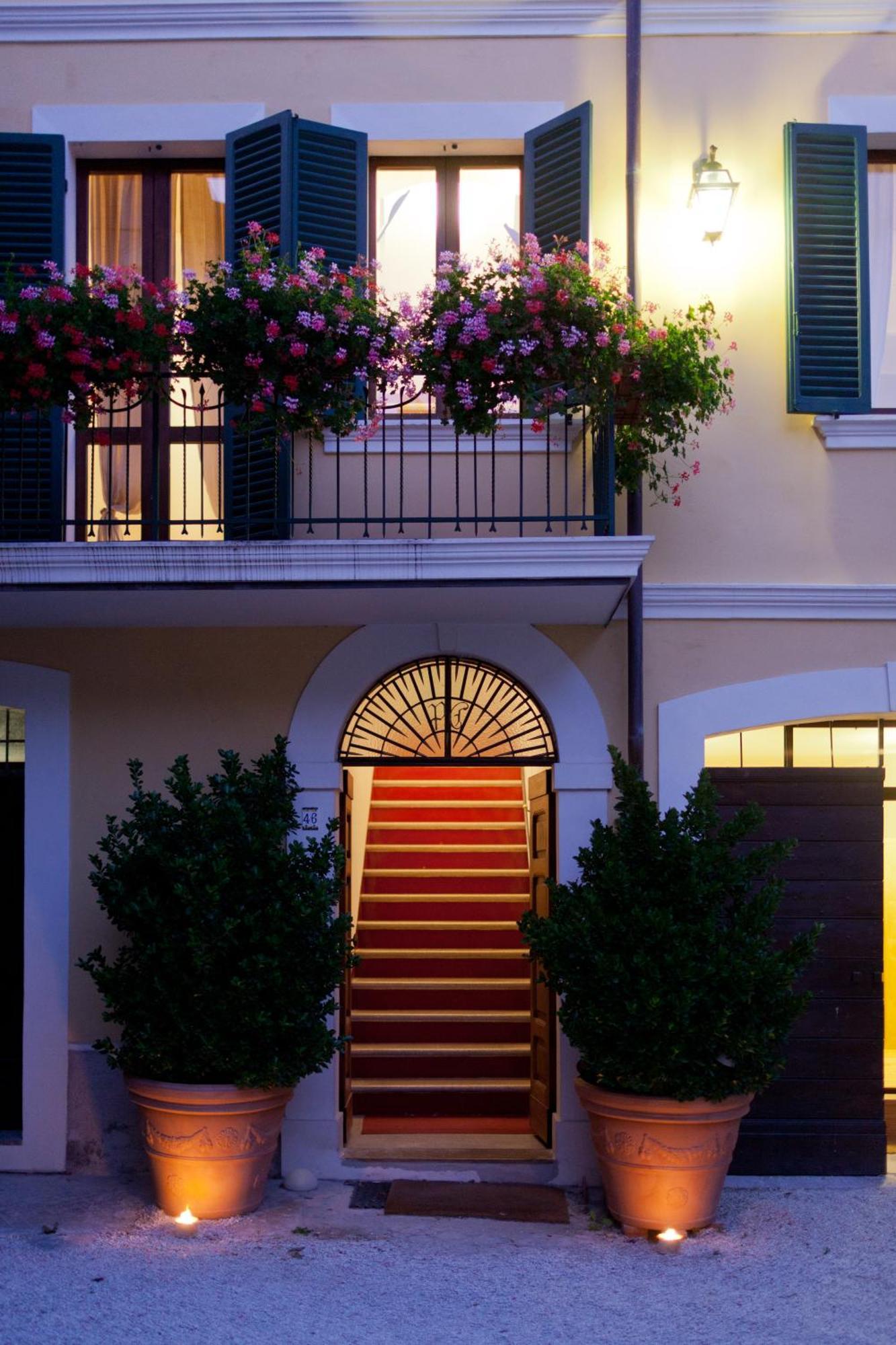 Casa Zia Cianetta Residenza Di Campagna Guest House Capodacqua  Екстериор снимка