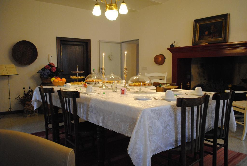 Casa Zia Cianetta Residenza Di Campagna Guest House Capodacqua  Екстериор снимка