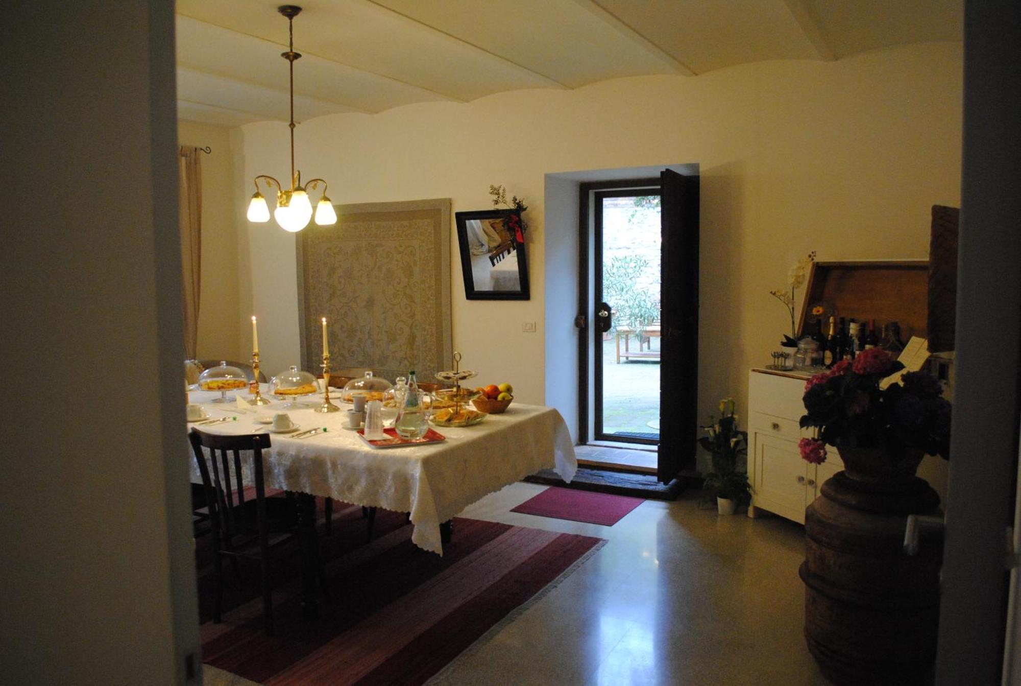 Casa Zia Cianetta Residenza Di Campagna Guest House Capodacqua  Екстериор снимка