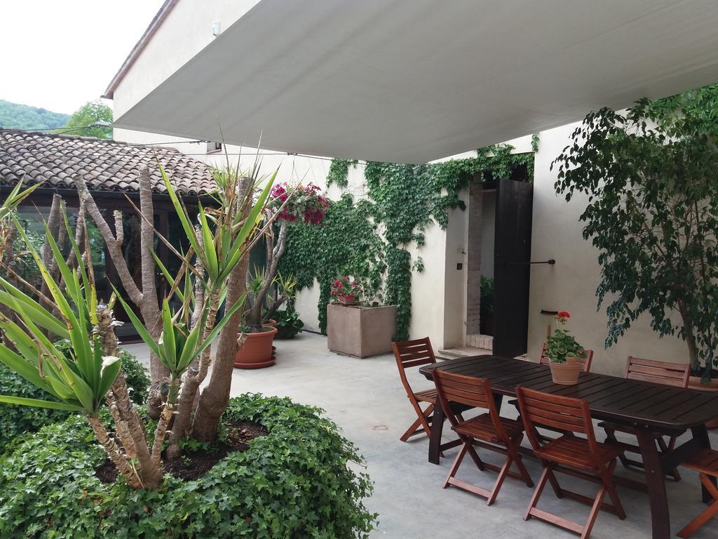 Casa Zia Cianetta Residenza Di Campagna Guest House Capodacqua  Екстериор снимка
